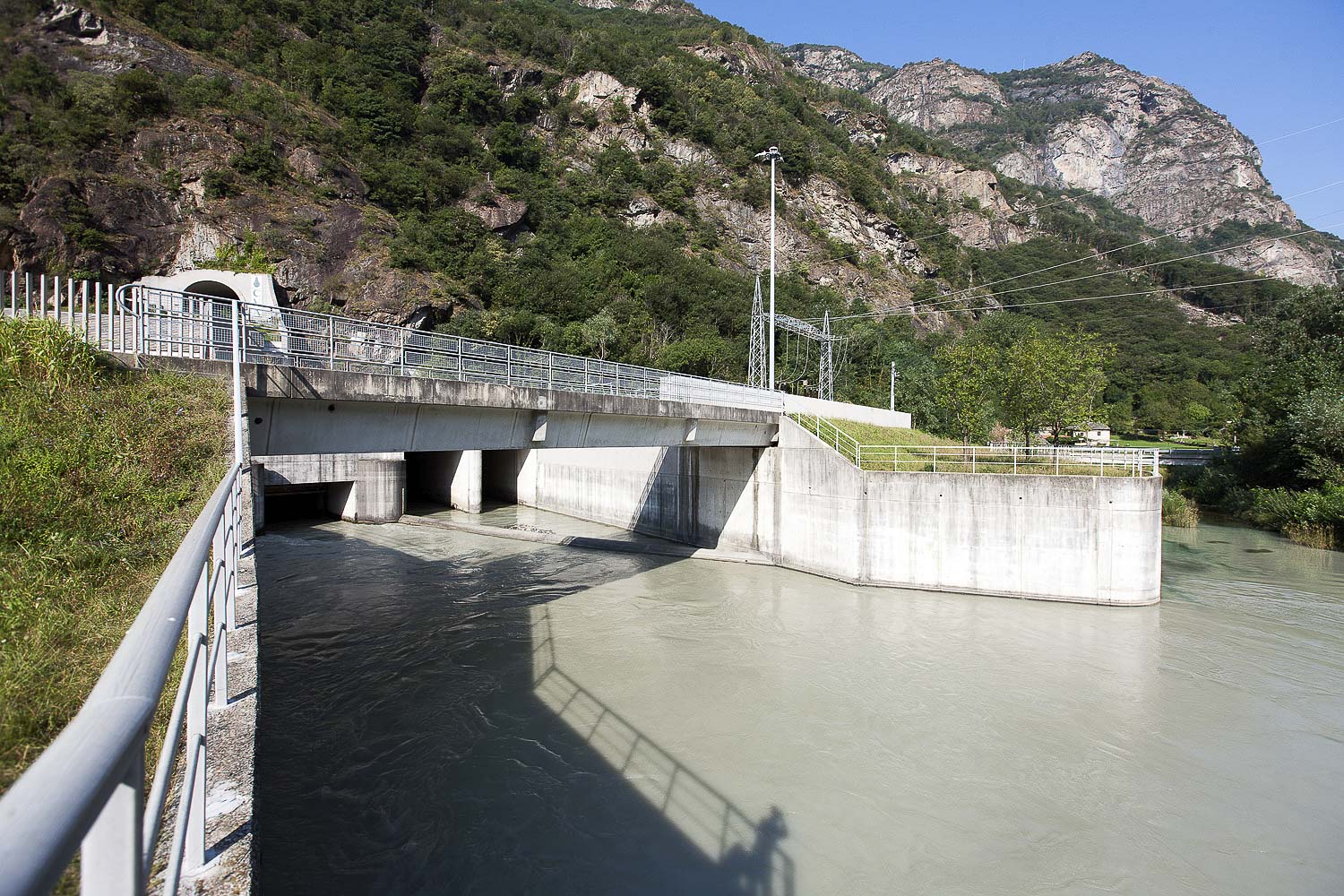 Centrale idroelettrica per energia rinnovabile Quincinetto 