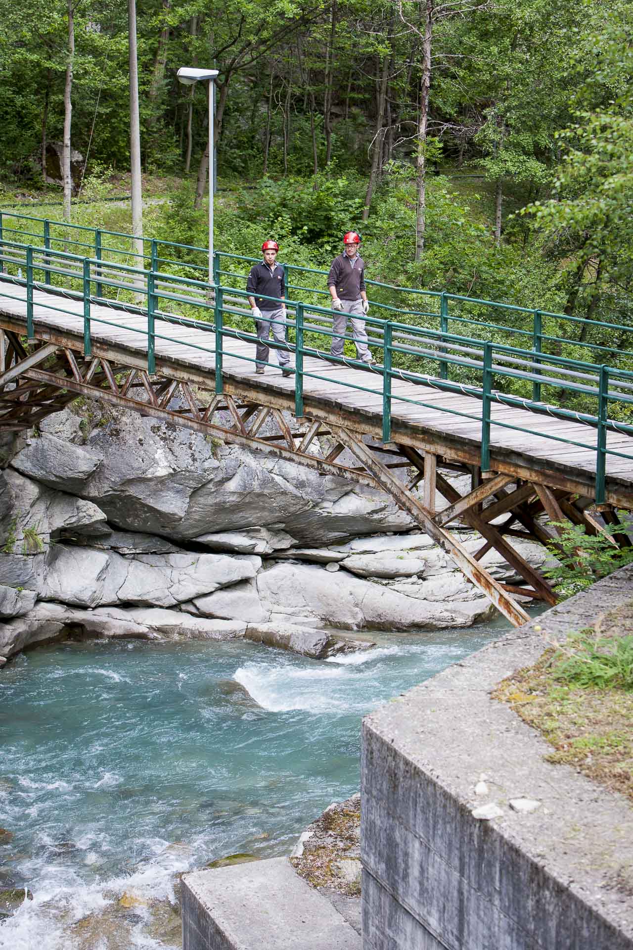 Centrale idroelettrica ad acqua fluente per energia pulita Grand Eyvia