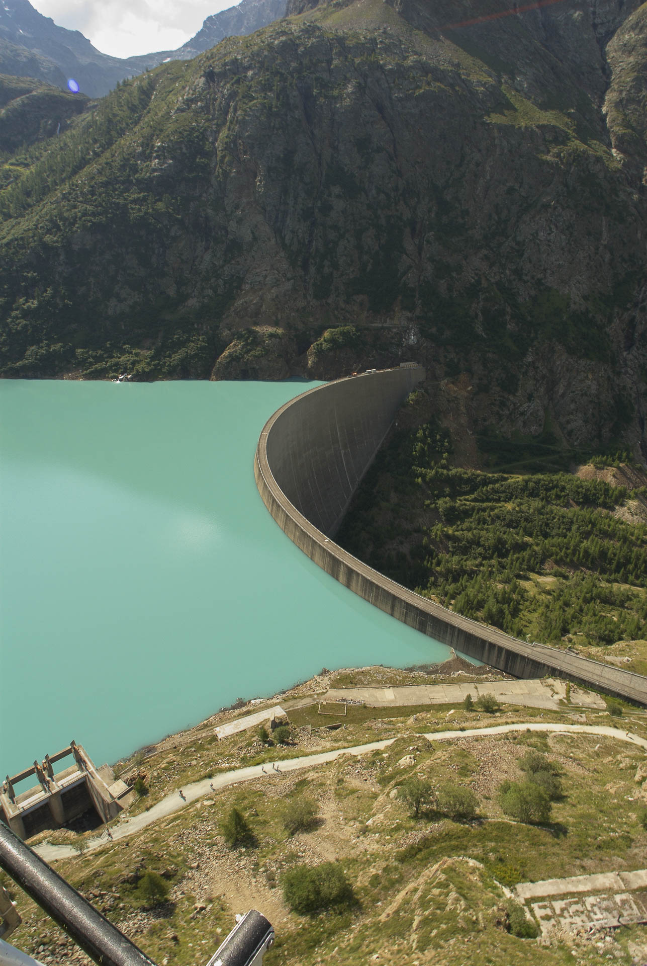 Diga di Place Moulin Impianto per energia idroelettrica rinnovabile Gruppo CVA