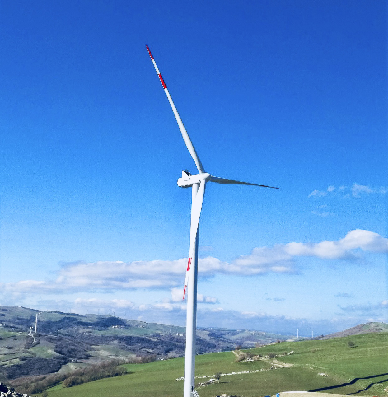 Centro produzione energia verde rinnovabile eolica di Monteverde CVA